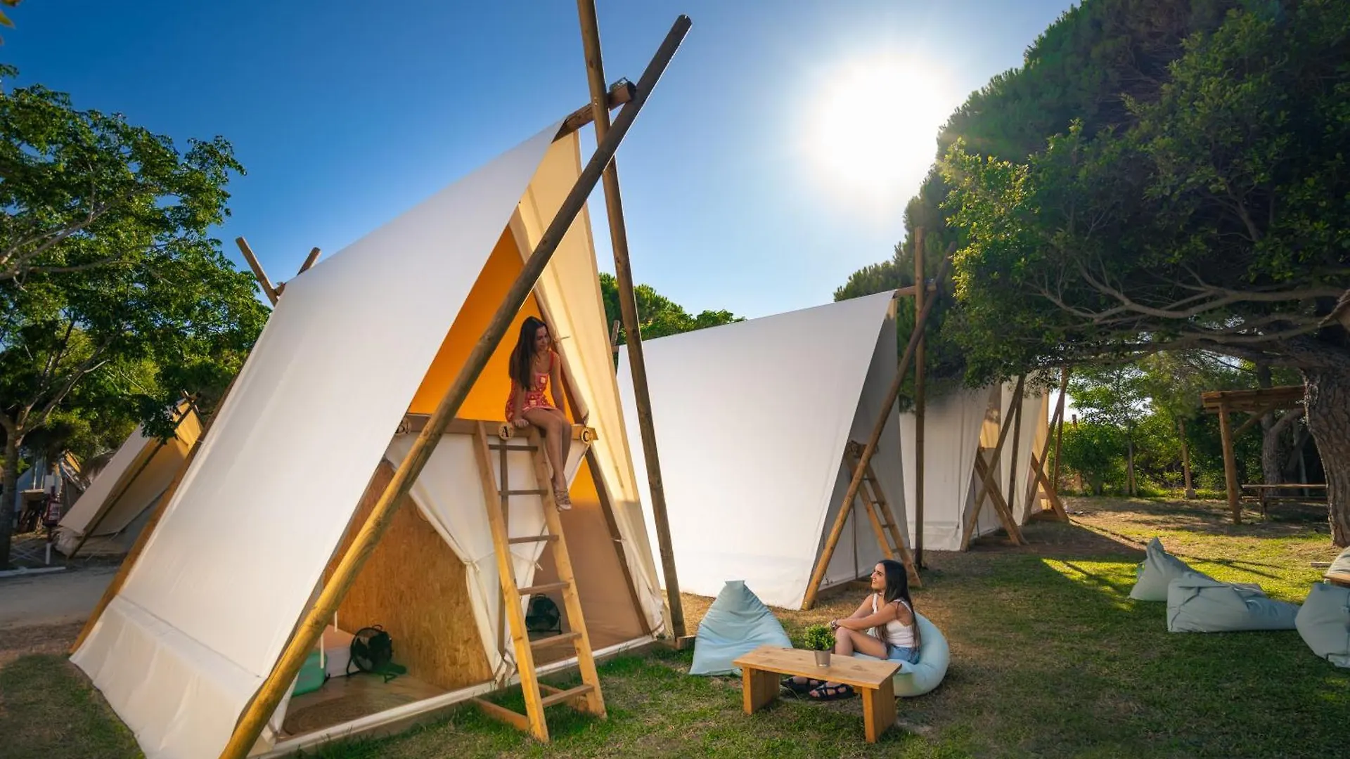 Kampaoh Trafalgar Hotel Los Canos De Meca Campsite